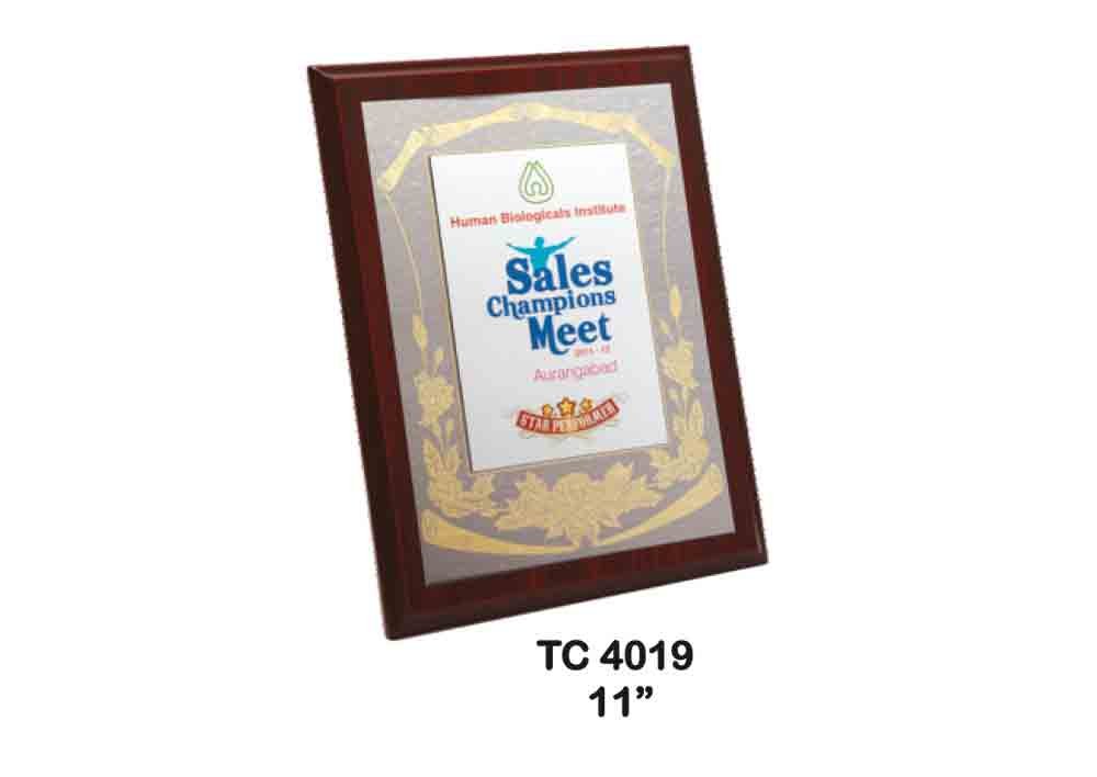 Metal Frame Trophy Supplier in Mumbai